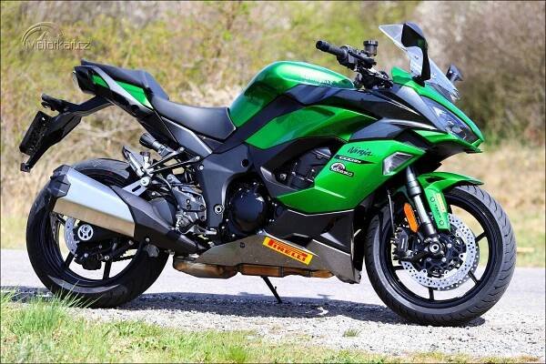 Fotogalerie Kawasaki Ninja 1000SX: Pendolino čtvrté generace | Motorkáři.cz