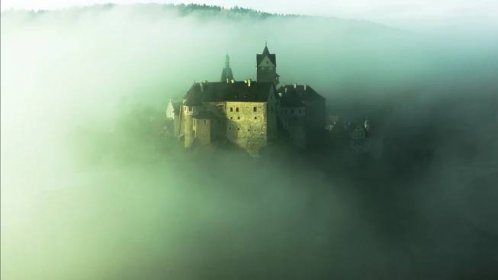 Nejoceňovanější české hrady a zámky: Podívejte se, kam zajít u vás v kraji