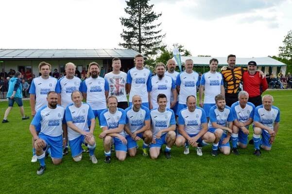 FC Chýnov oslavil 90 let. Na trávníku se proháněly legendy | Články | Jihočeský fotbal