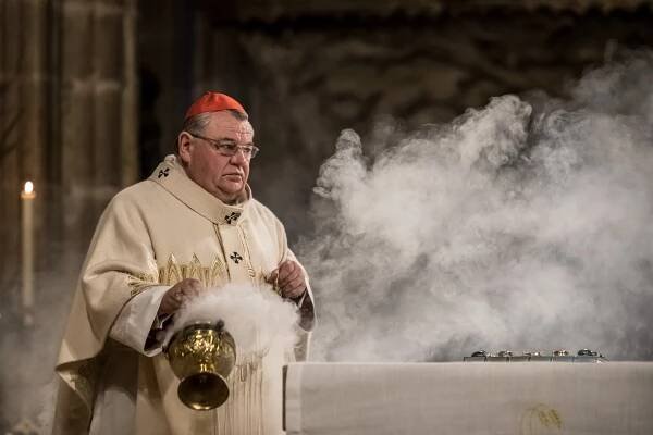 OBRAZEM: Půlnoční mše v katedrále sv. Víta v Praze