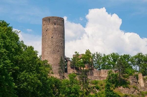Hrady Točník, Žebrák a zámek Zbiroh - Bontour