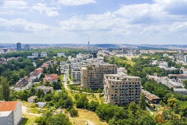 Prodej bytu 4+kk/2B/L Zvěřinova, 127 m2, Praha 3 - Strašnice | Quantum reality