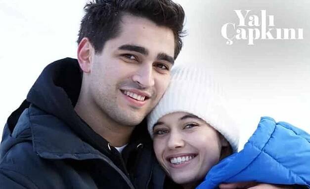 Are Yalı Çapkını Leading Actors Afra Saraçoğlu and Mert Ramazan Demir Really Dating Friends or Secret Lovers-min
