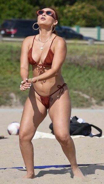 Francia Raisa