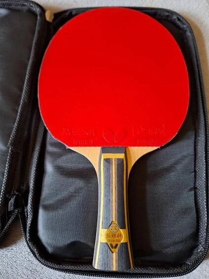 Profi pálka BUTTERFLY Zhang Jike Super ZLC + potahy ROZENA