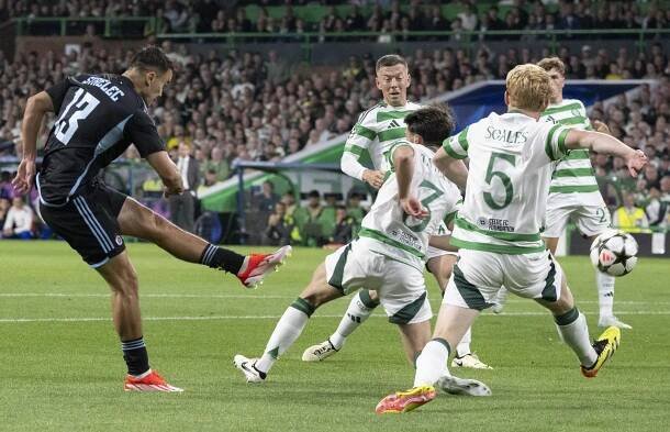 ŠK Slovan Bratislava / David Strelec predsa len do Celticu? | Šport.sk