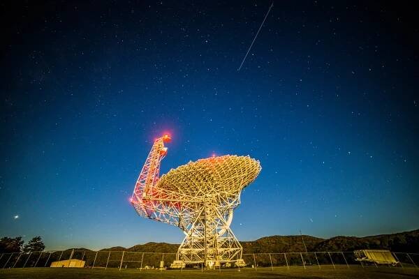Astronomers, Satellite Internet Provider Develop New System to Share the Sky - National Radio Astronomy Observatory