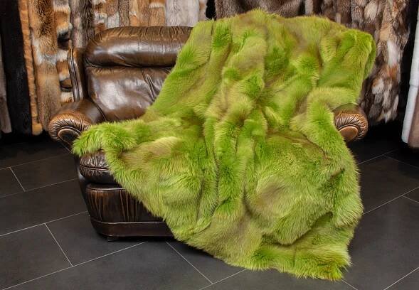 3-1406-Rotfuchsdecke-gr-n-Wildware-Echtfell-Decke
