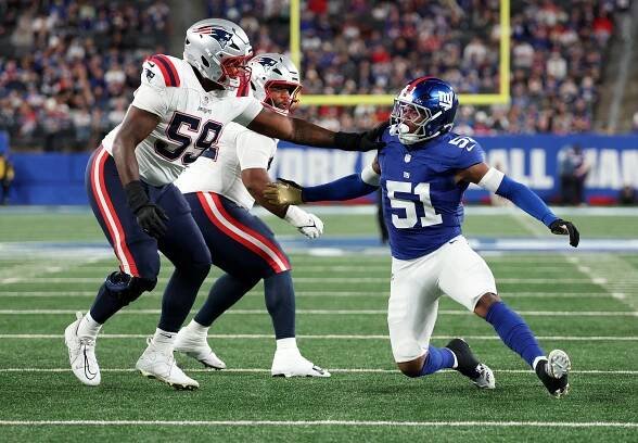 Abdul Carter (51) of the Giants rushes against the Patriots on Aug. 21, 2025.
