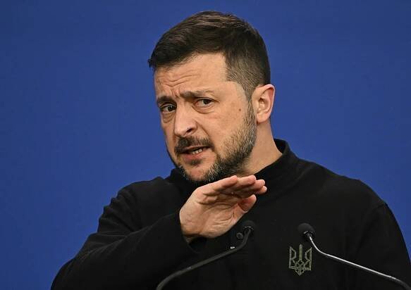 Russia Ukraine war latest: Zelensky hits out at German chancellor Olaf Scholz’s phone call with Putin in dire warning