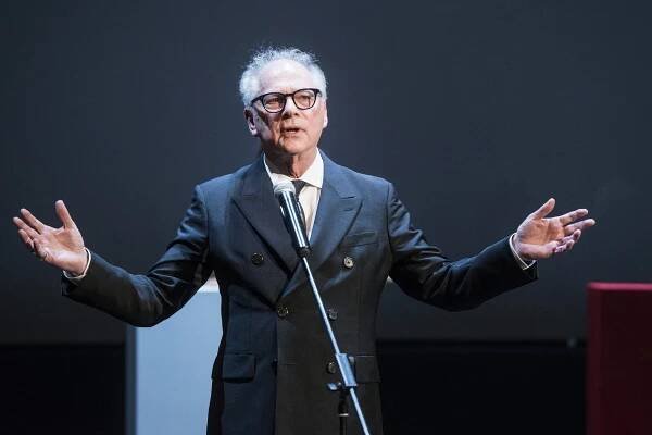 Barry Levinson