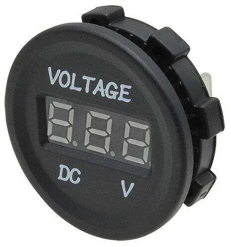Digitální voltmetr