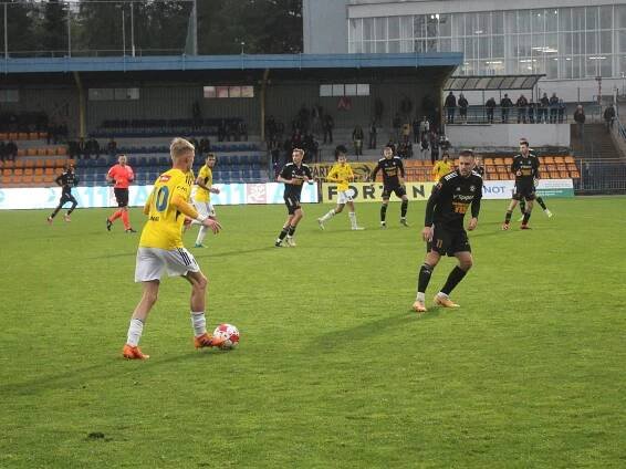 OBRAZEM: FC Vysočina ztratil s Varnsdorfem nadějné vedení a získal doma jen bod