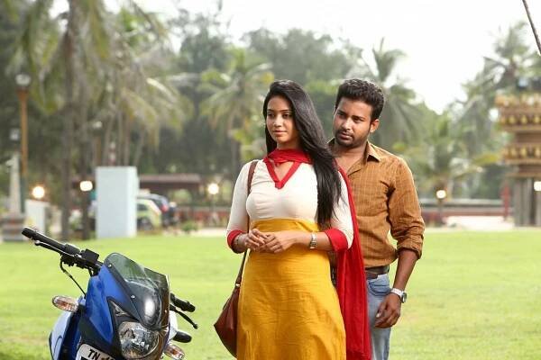 Oru Naal Koothu - Z filmu - Nivetha Pethuraj, Dinesh