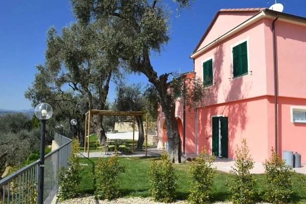 Vila La Torretta Imperia Exteriér fotografie