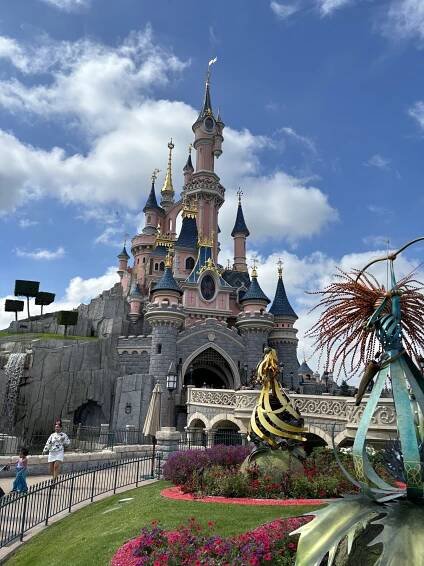zámek Šípkové Růženky v Disneylandu. Foto: © Kateřina Pekařová