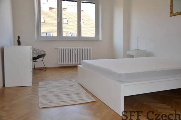 3 bedroom apartment to rent in Prague 10 Vršovická