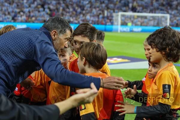 FC Porto vs FC Barcelona – UEFA Champions League 2023/24 – Matchday2 – Despfoto
