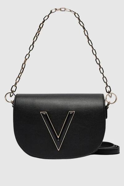 VALENTINO Černá kabelka Coney Flap Bag Kód výrobce VBS7QN03