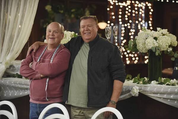 Brooklyn 99 - Kostlivec ve skříni - Z filmu - Dirk Blocker, Joel McKinnon Miller