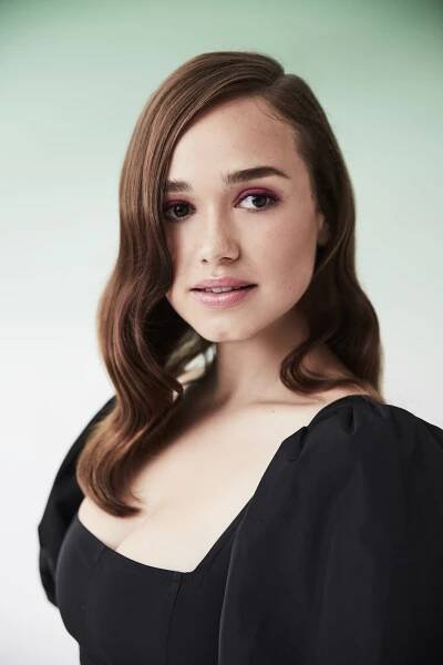 Rose Williams - Actress