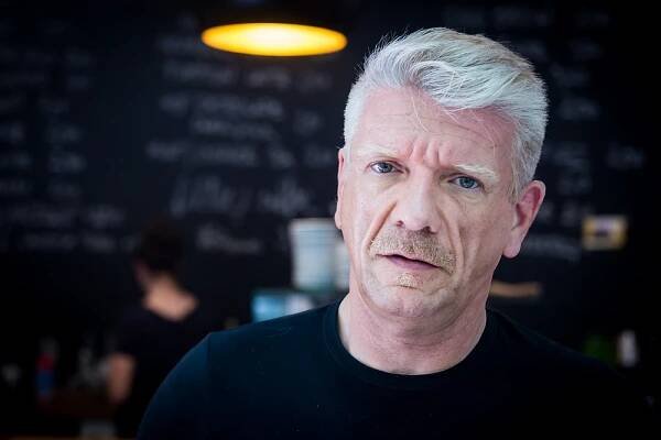 Ľudia nám závidia popularitu a zároveň nami pohŕdajú, vraví Richard Stanke v knižnom rozhovore s Jánom Štrasserom