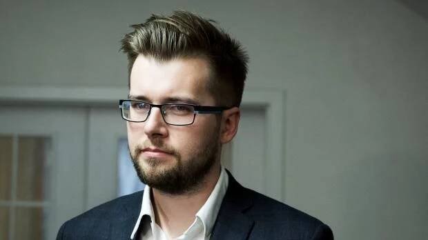 Piráti se pustili do Kalouska. Škodí opozici i TOP 09, měl by odejít