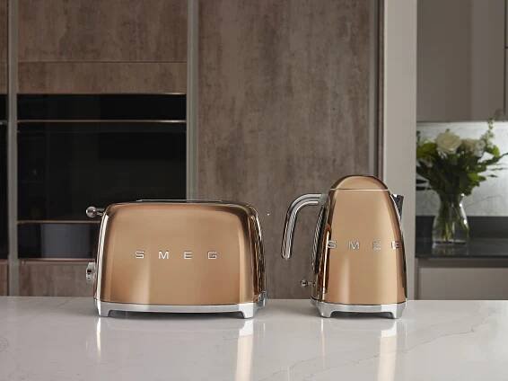 Toustovač na 2 tousty 50's Style - Smeg TSF01CREU | FormAdore