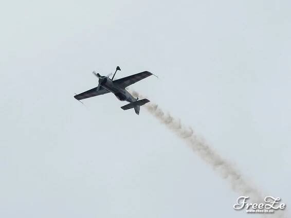 Memorial Air Show 2015 v Roudnici nad Labem | FreeZe