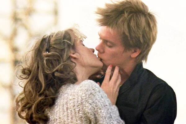 Lori Singer as Ariel and Kevin Bacon as Ren MacCormack in Footloose 1984