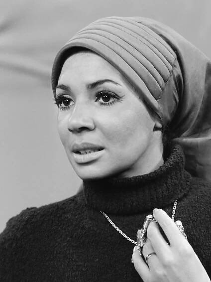 Soubor:Shirley Bassey (1971).jpg