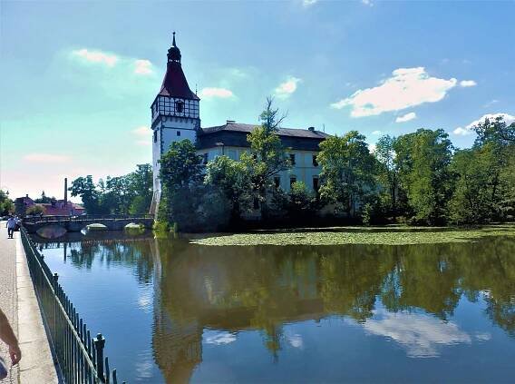Kavárna V Podzámčí Blatná foto 4