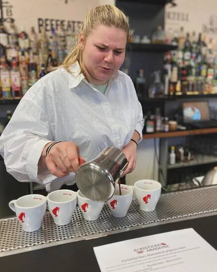 𝗔𝗹𝘁𝗲𝗿𝗻𝗮𝘁𝗶𝘃𝗻𝗶 𝗽𝗿𝗶𝗽𝗿𝗮𝘃𝘆 𝗸𝗮𝘃𝘆 - Barista Academy by BARSTARS.CZ : Baristické kurzy a catering Praha