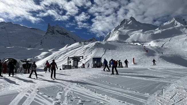 Hintertux, podzimní lyžování na ledovci - CK TREK s.r.o.