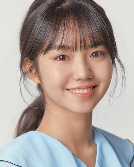 Park Seo-Yeon-2002-p1.jpg