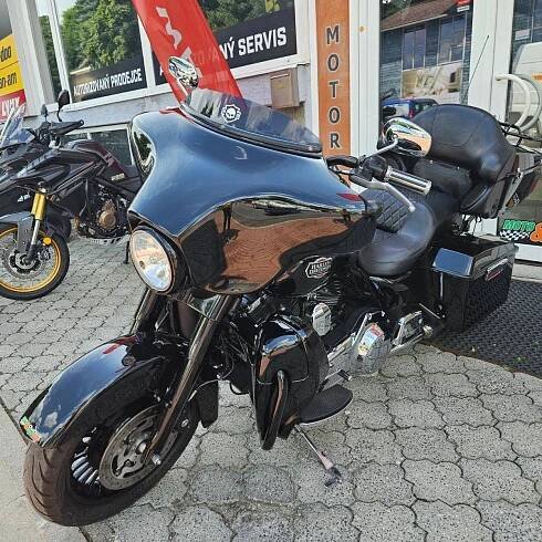 Harley-Davidson FLHTCU Electra Glide Ultra Classic, padací rám,audio systém