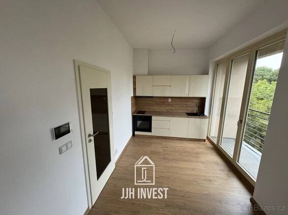 Pronájem bytu 1+kk, 45 m2 - Poděbrady II | Reality.iDNES.cz 