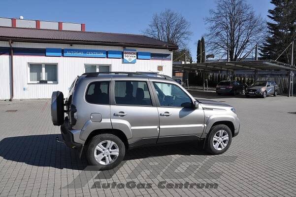 Montáž LPG LADA NIVA TRAVEL 1 690 cm³ | Lada | Fotogalerie | AUTOGAS-CENTRUM Strakonice