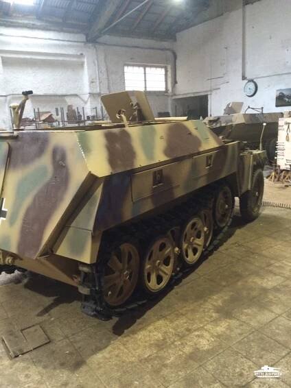 Sd.Kfz. 250/3 ausf B — Dmitry Bushmakow Restoration