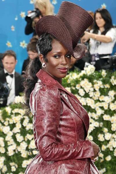 Jodie Turner-Smith attends the 2025 Met Gala Celebrating "Superfine: Tailoring Black Style" at Metropolitan 