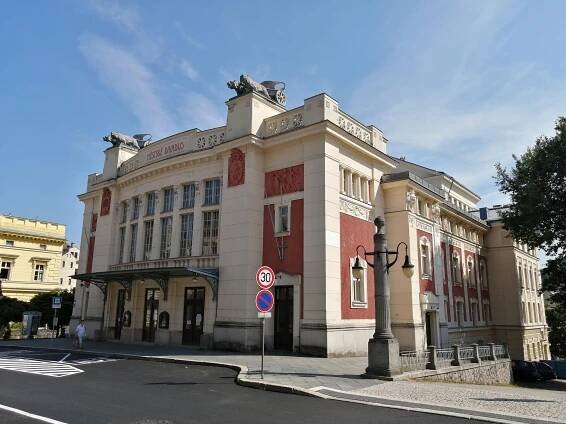 Fotogalerie • Městské divadlo Jablonec nad Nisou, o.p.s. (Divadlo) • Mapy.com