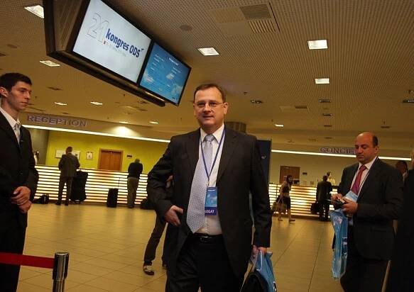 Z kongresu ODS, po němž by neměl zůstat kámen na kameni