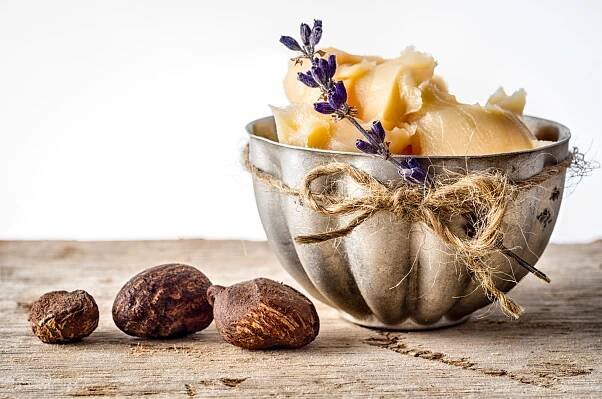 Top Cosmetic Butters: Shea, Jojoba, Coca and Coconut.
