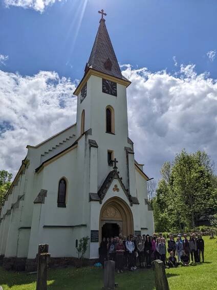 Pouť do Zvonkové – Biskupské gymnázium J. N. Neumanna České Budějovice