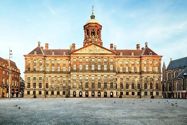 Královský palác v Amsterdamu: turistická exkurze nebo návštěva krále? Zde je možné obojí | Magazín Radynacestu.cz