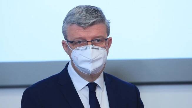 Návrat k normálu? Karel Havlíček má připravené podmínky pro obchody a služby – eXtra.cz