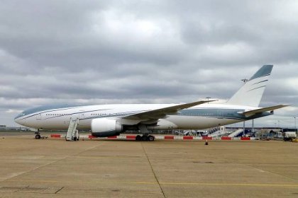 Boeing zatiaľ uzemňuje model Boeing 777. | interez.sk