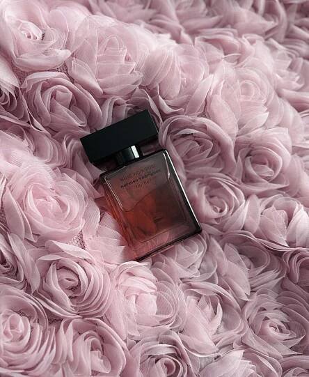 Musc Noir Rose For Her Narciso Rodriguez pro ženy