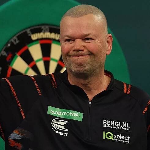 Raymond van Barneveld given green light by PDC to go against normal regulations