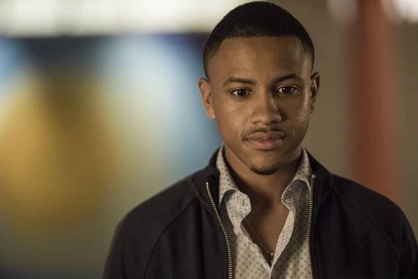 Párty - Pilot - Z filmu - Tequan Richmond